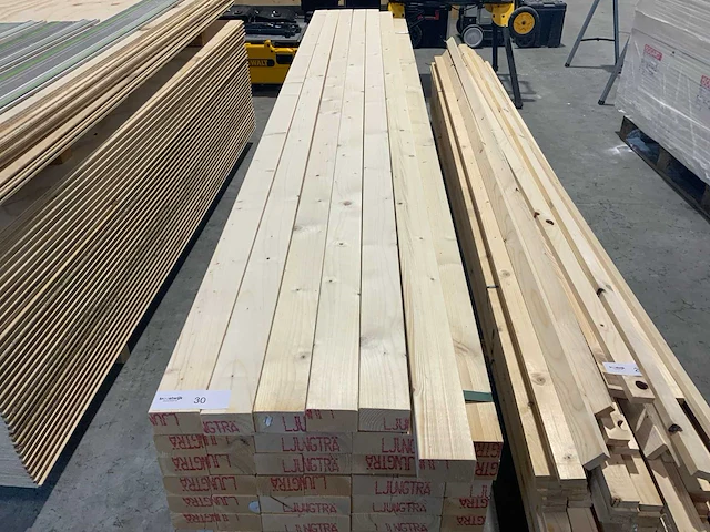 Partij houten balken 3000x70x40mm - afbeelding 4 van  6