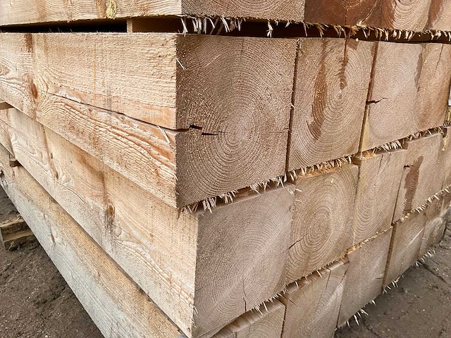 Partij houten balken - afbeelding 6 van  6