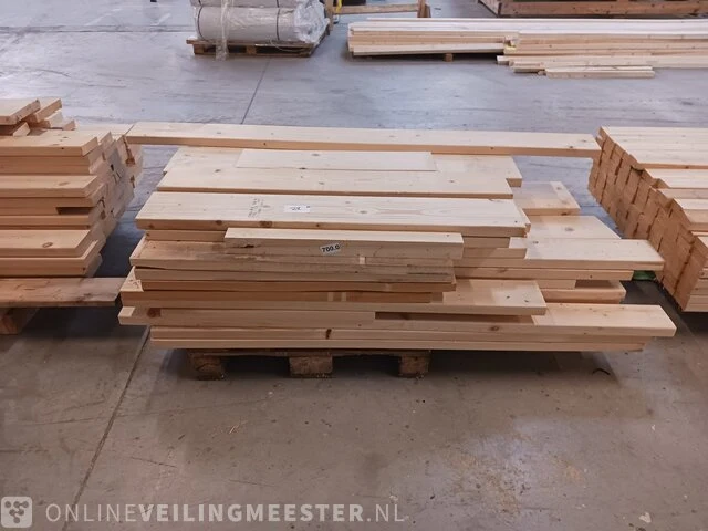 Partij houten balken - afbeelding 2 van  4