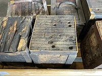 Partij houten blokken in frame - afbeelding 4 van  8