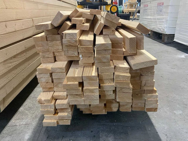 Partij houten latten 3 meter - afbeelding 2 van  4