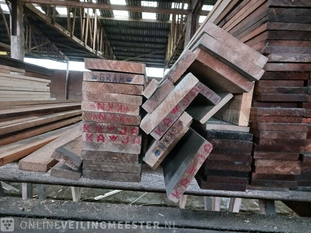 Partij houten planken - afbeelding 6 van  10