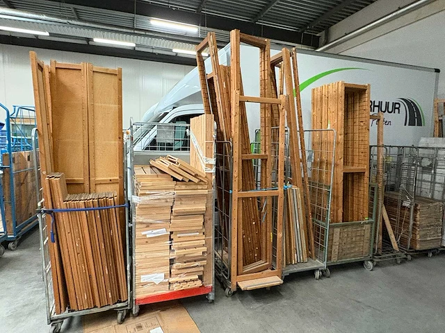 Partij houten stellingen - afbeelding 3 van  6
