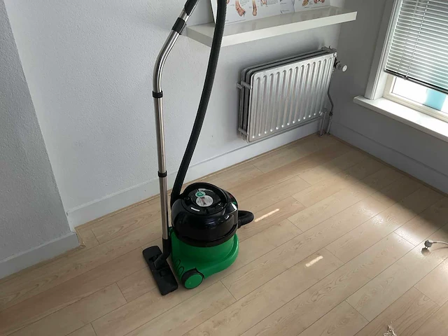 Partij huishoudelijke artikelen - afbeelding 28 van  34