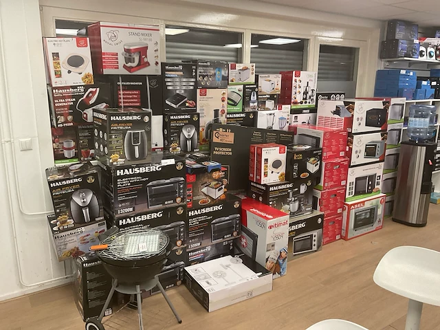 Partij huishoudelijke elektronica - afbeelding 1 van  22