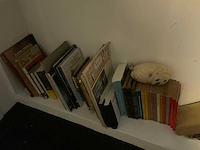 Partij huisraad (o.a. meubilair en tuinartikelen) - afbeelding 22 van  32