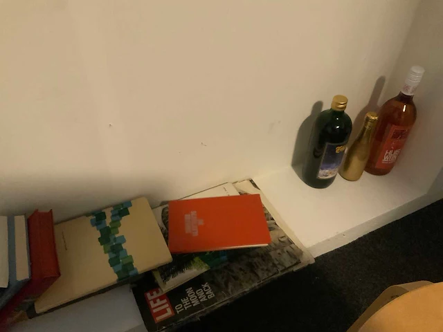 Partij huisraad (o.a. meubilair en tuinartikelen) - afbeelding 26 van  32