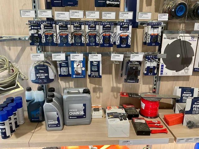 Partij husqvarna bos & tuin artikelen - afbeelding 4 van  9