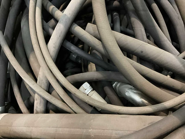Partij hydrauliek slangen - afbeelding 6 van  7