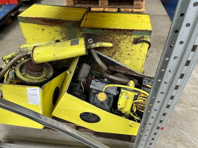 Partij hydrauliekmotor onderdelen - afbeelding 1 van  8