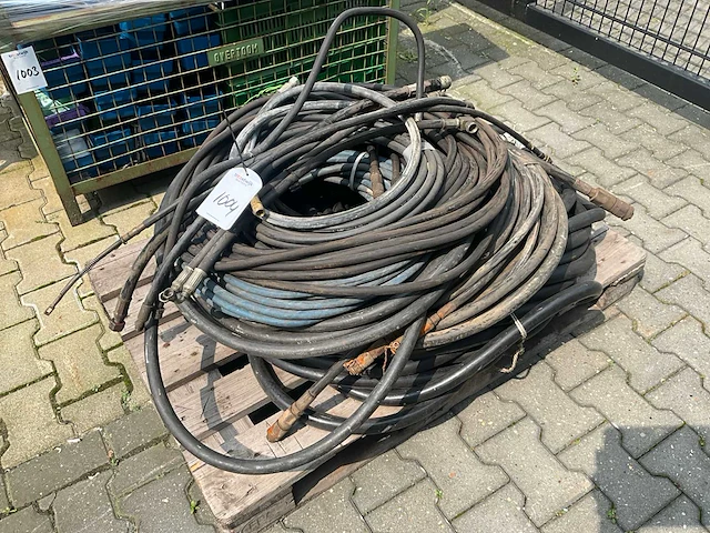 Partij hydraulische slangen - afbeelding 3 van  3
