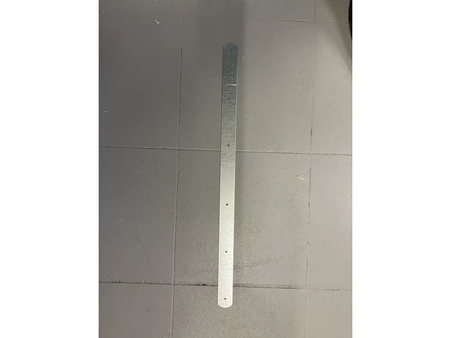 Partij ijzer plankenbandstrip 400x22x0,75 - afbeelding 2 van  3