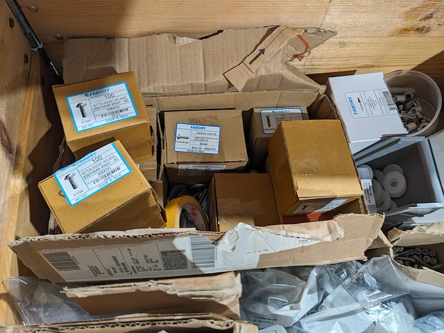 Partij ijzerwaren en bevestigingsmateriaal, o.a. fabory - afbeelding 16 van  27