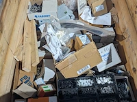 Partij ijzerwaren en bevestigingsmateriaal, o.a. fabory - afbeelding 21 van  27