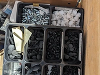 Partij ijzerwaren en bevestigingsmateriaal, o.a. fabory - afbeelding 26 van  27