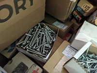 Partij ijzerwaren en bevestigingsmateriaal - afbeelding 8 van  16