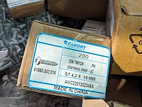 Partij ijzerwaren en bevestigingsmateriaal - afbeelding 15 van  16