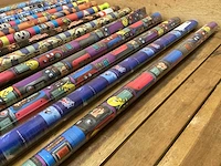 Partij inpakpapier met toebehoren - afbeelding 5 van  9