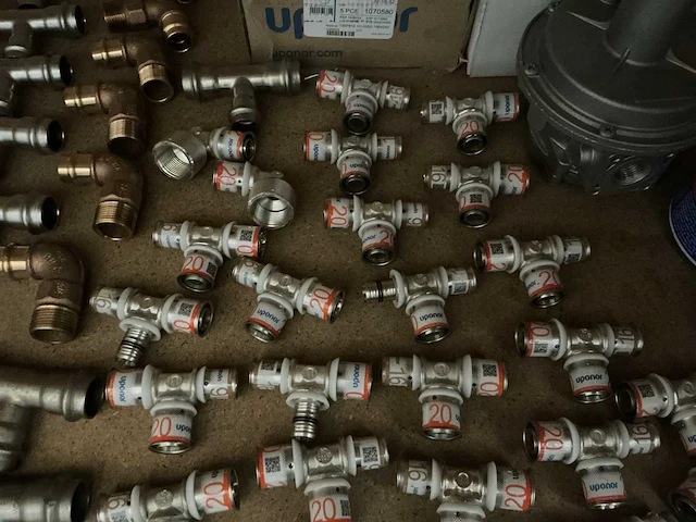 Partij installatie materiaal (190x) - afbeelding 5 van  13