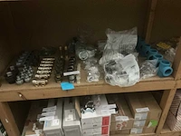 Partij installatie materiaal (80x) - afbeelding 1 van  10