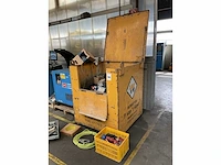 Partij installatie materiaal in materiaalbak - afbeelding 2 van  11