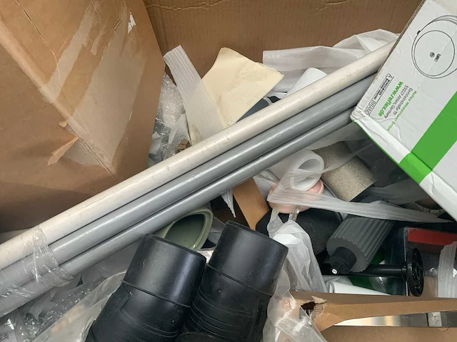 Partij installatie materiaal - afbeelding 6 van  9