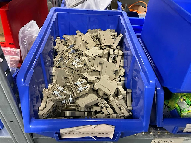 Partij installatie materiaal - afbeelding 14 van  18