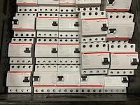 Partij installatieautomaten, 40 stuks - afbeelding 2 van  3