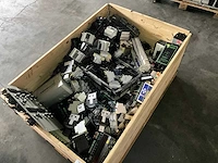 Partij installatieautomaten & procesapparatuur - afbeelding 1 van  9