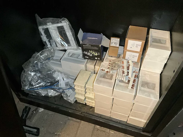 Partij installatieautomaten - afbeelding 5 van  11