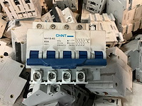 Partij installatieautomaten - afbeelding 6 van  7