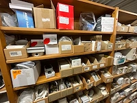 Partij installatiemateraal (c) - afbeelding 4 van  22