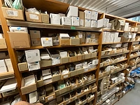 Partij installatiemateraal (c) - afbeelding 10 van  22