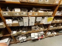 Partij installatiemateraal (c) - afbeelding 11 van  22