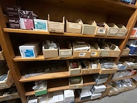 Partij installatiemateraal (c) - afbeelding 18 van  22