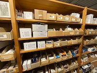 Partij installatiemateraal (c) - afbeelding 19 van  22