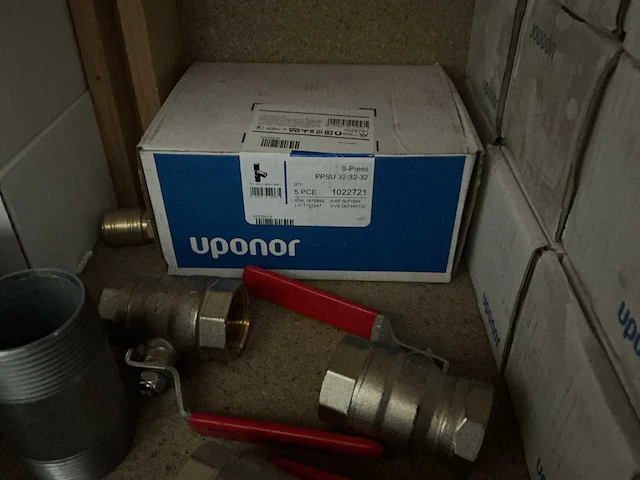 Partij installatiemateriaal (145x) - afbeelding 11 van  16