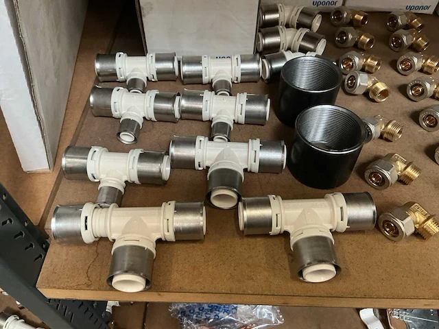Partij installatiemateriaal (68x) - afbeelding 4 van  11