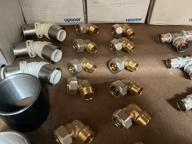 Partij installatiemateriaal (68x) - afbeelding 6 van  11