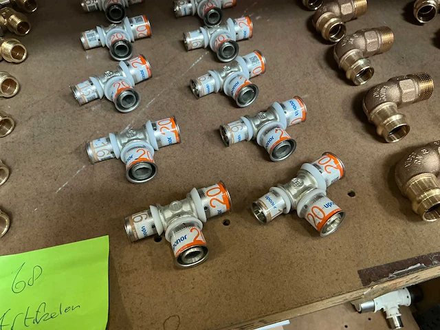 Partij installatiemateriaal (68x) - afbeelding 8 van  11
