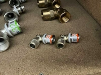 Partij installatiemateriaal (69x) - afbeelding 9 van  9