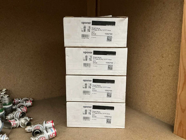 Partij installatiemateriaal (86x) - afbeelding 8 van  8