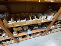 Partij installatiemateriaal (c) - afbeelding 5 van  24