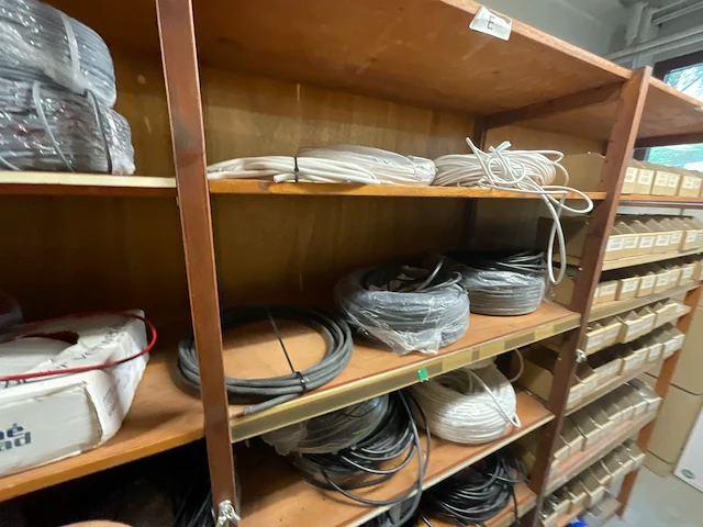 Partij installatiemateriaal (c) - afbeelding 13 van  24