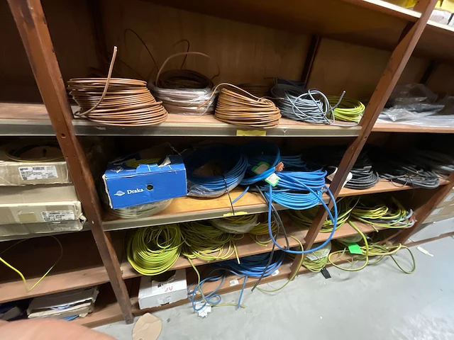 Partij installatiemateriaal (c) - afbeelding 14 van  24