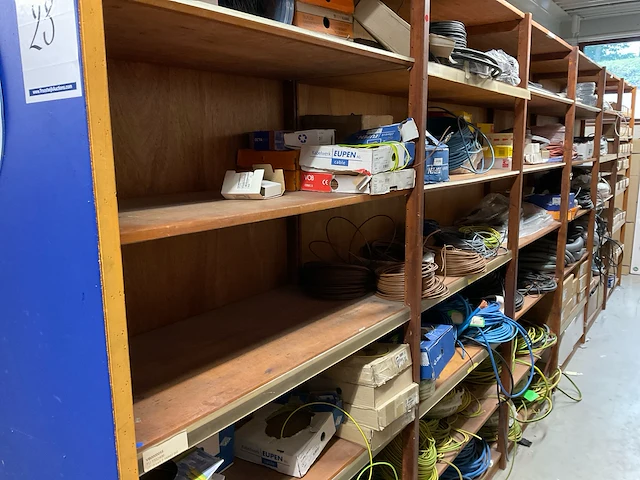 Partij installatiemateriaal (c) - afbeelding 12 van  24