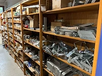 Partij installatiemateriaal (c) - afbeelding 1 van  43