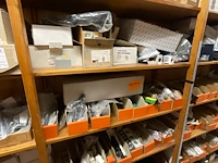 Partij installatiemateriaal (c) - afbeelding 14 van  43