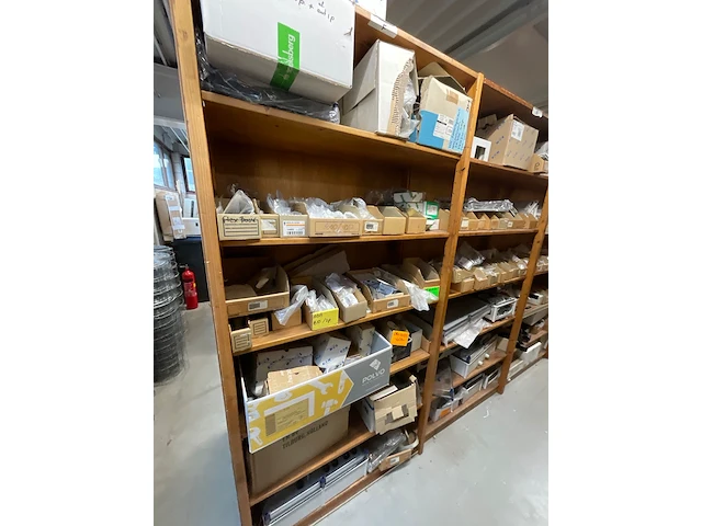 Partij installatiemateriaal (c) - afbeelding 18 van  43