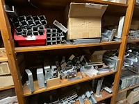 Partij installatiemateriaal (c) - afbeelding 27 van  43